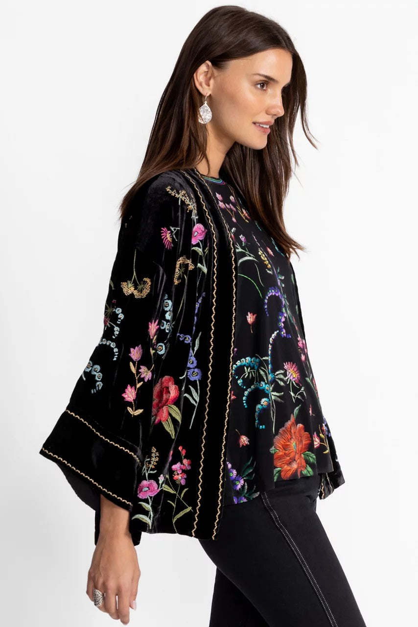 RELAXED SCHIFFLI CROPPED KIMONO