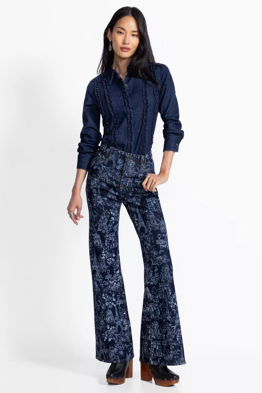 THE STRAIGHT FLARE JEAN