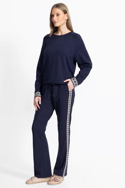 BEE ACTIVE RAGLAN SLEEVE PULLOVER