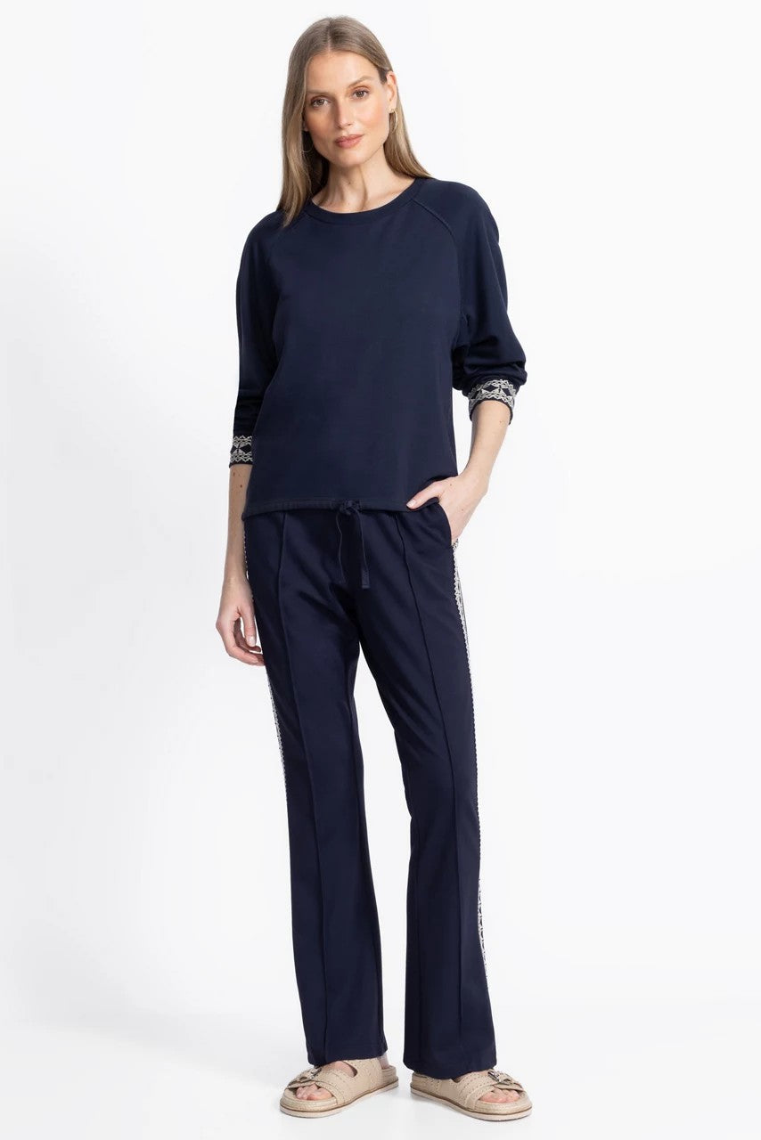 BEE ACTIVE RAGLAN SLEEVE PULLOVER
