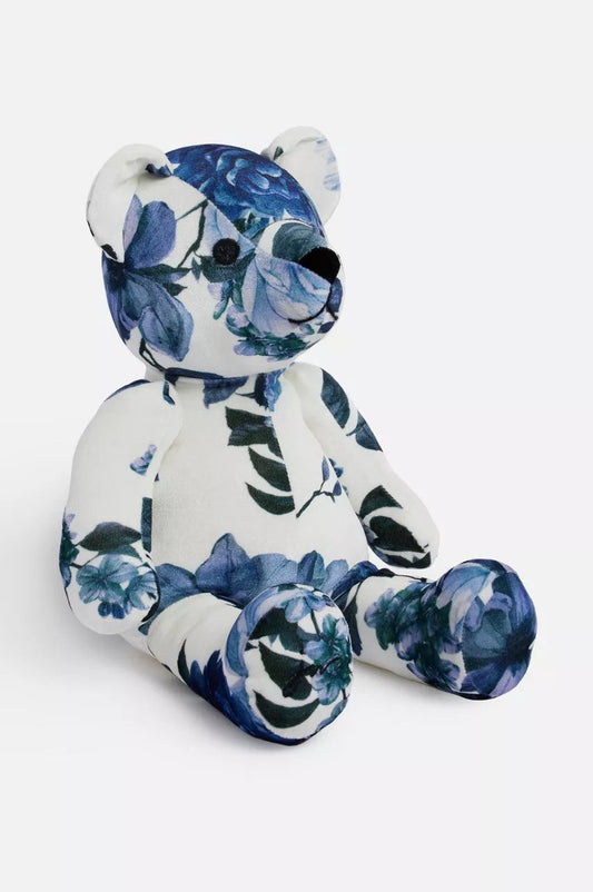 Pretty Dancer Bear